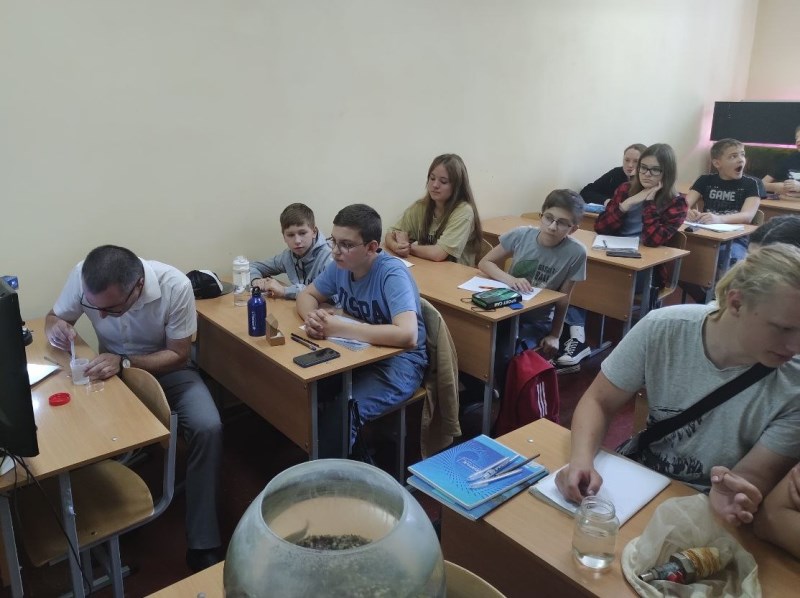 Учащиеся летней биологической школы посетили кафедру водных биоресурсов и аквакультуры КубГУ