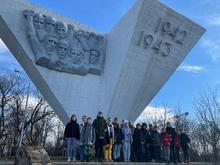 Памятник 500 советским воинам и мирным жителям 