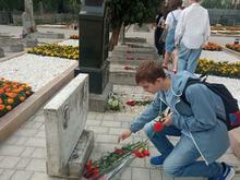 В «Малой академии» прошла патриотическая акция «ЦВЕТЫ У ОБЕЛИСКОВ»