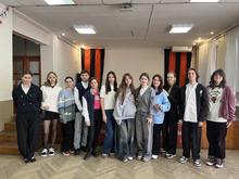 Наши искусствоведы – лучшие!